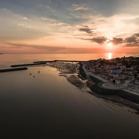 Bed & Breakfast Gite 3 Etoiles Avec Spa, 2 Le Logis De Pearl 3*