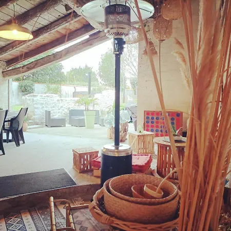 Bed & Breakfast Gite 3 Etoiles Avec Spa, 2 Le Logis De Pearl Salles-sur-Mer