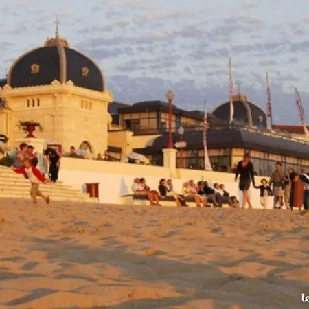 Gite 3 Etoiles Avec Spa, 2 Le Logis De Pearl Bed & Breakfast Salles-sur-Mer