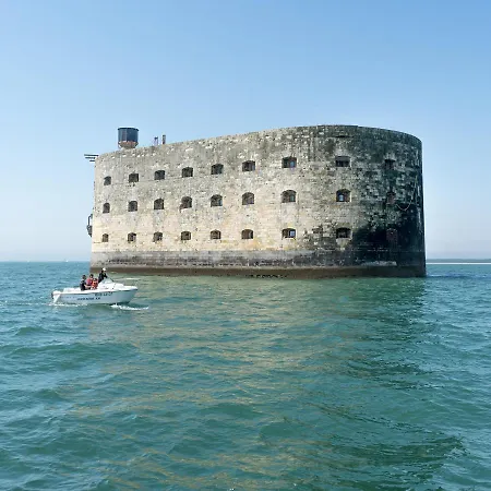 Gite 3 Etoiles Avec Spa, 2 Le Logis De Pearl Salles-sur-Mer