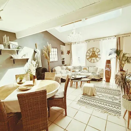 Gite 3 Etoiles Avec Spa, 2 Le Logis De Pearl 3* Salles-sur-Mer