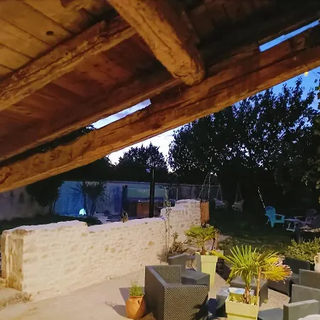 Gite 3 Etoiles Avec Spa, 2 Le Logis De Pearl Salles-sur-Mer